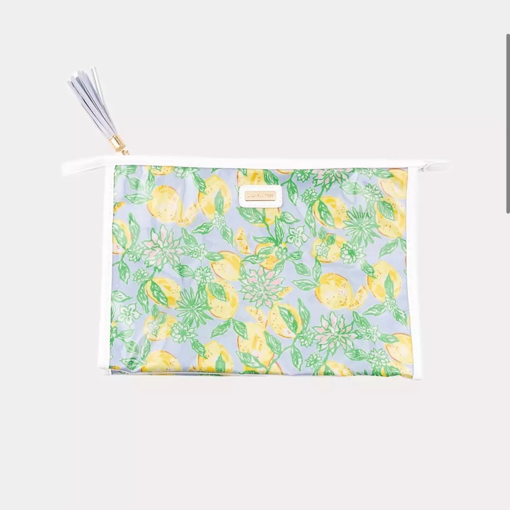 Brand New Lilly Pulitzer Oversized Pouch
Bluette Make Lemonade